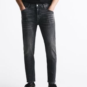 ZARA - Tapered Fit Jeans